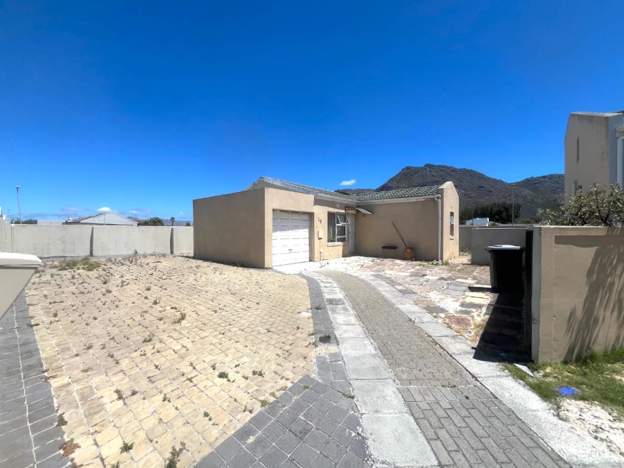 3 Bedroom Property for Sale in Costa Da Gama Western Cape